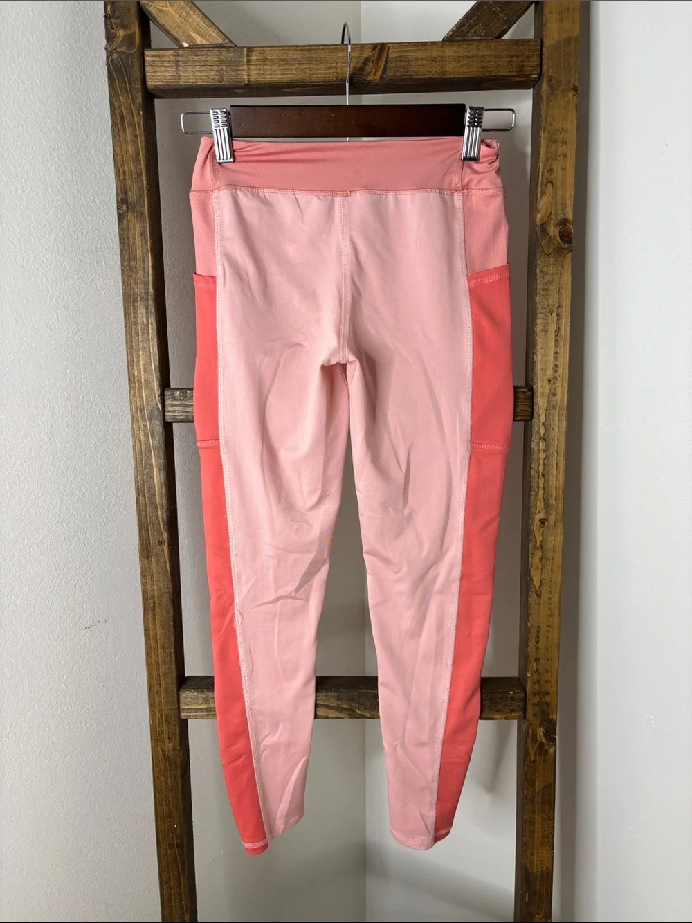 dip Girls Two-Tone Pink & Coral Leggings Size M